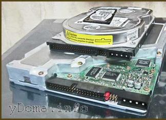 Een SSD installeren in plaats van een dvd-station in een Asus X550L-laptop